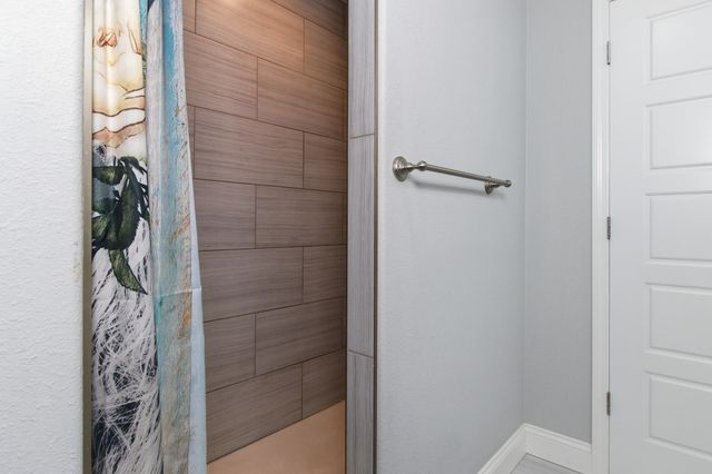 1655 N Old Castle Road, Nixa, MO 65714