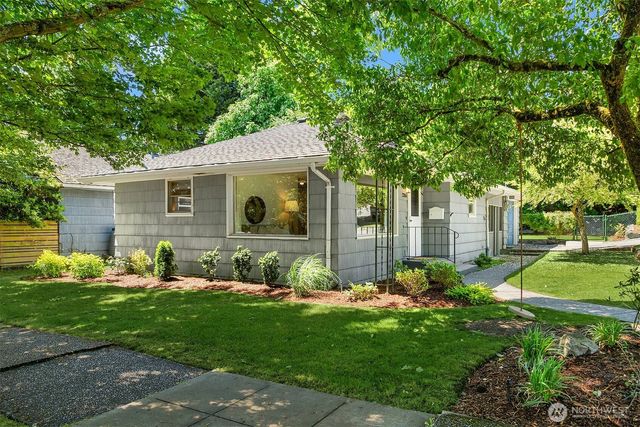 2265 NE 73rd Street, Seattle, WA 98115