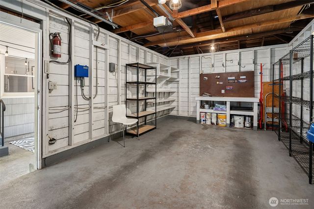 2265 NE 73rd Street, Seattle, WA 98115