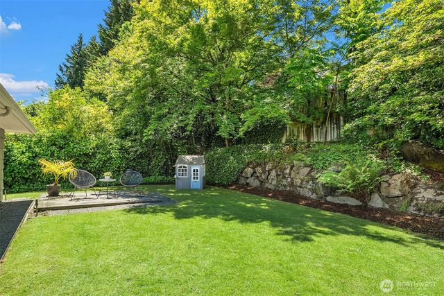 2265 NE 73rd Street, Seattle, WA 98115
