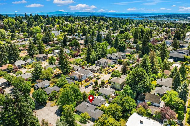 2265 NE 73rd Street, Seattle, WA 98115