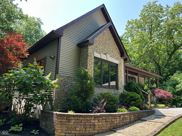 204 Hardin Ridge Road, Bedford, IN 47421