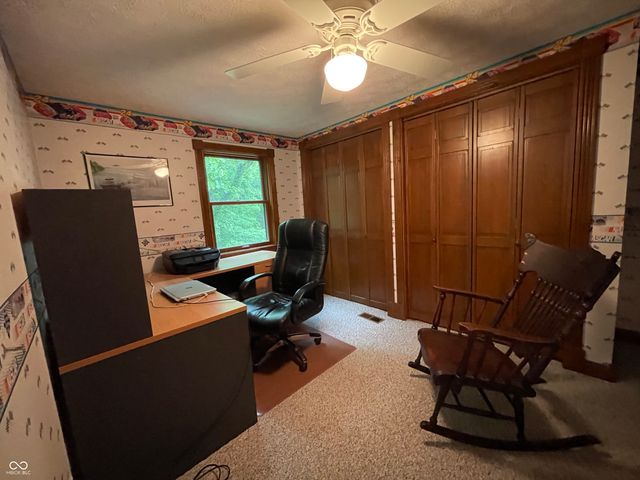 204 Hardin Ridge Road, Bedford, IN 47421