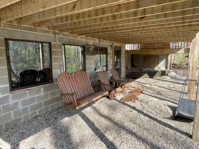 204 Hardin Ridge Road, Bedford, IN 47421