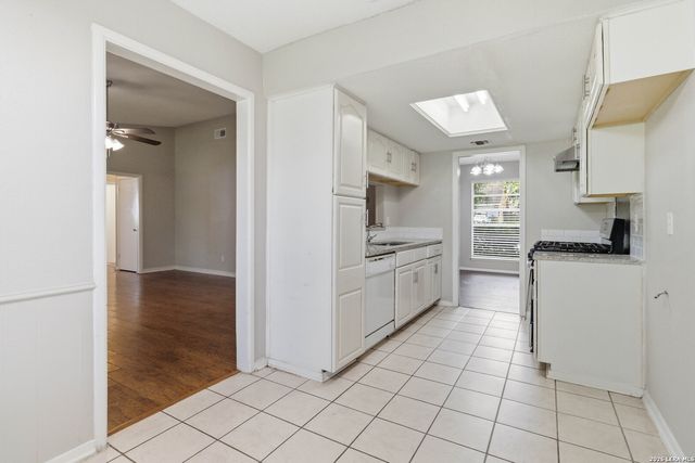 5719 Creekwood St, San Antonio, TX 78233