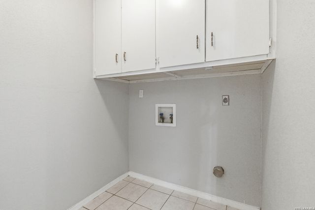 5719 Creekwood St, San Antonio, TX 78233