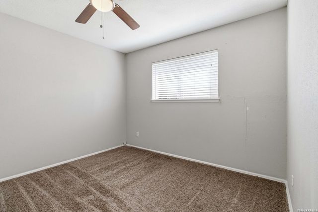 5719 Creekwood St, San Antonio, TX 78233