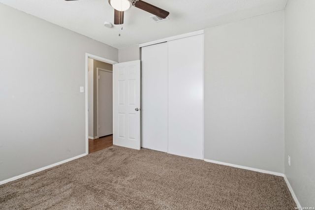 5719 Creekwood St, San Antonio, TX 78233