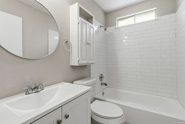 5719 Creekwood St, San Antonio, TX 78233