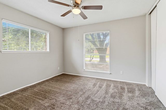 5719 Creekwood St, San Antonio, TX 78233