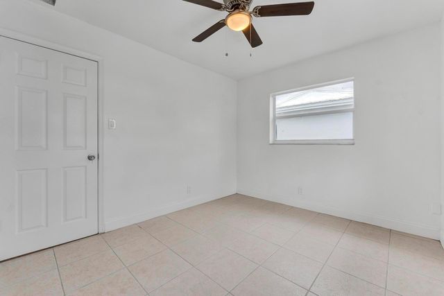 7005 NW 66th Ter, Tamarac, FL 33321