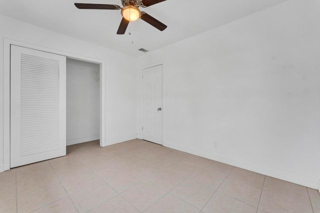 7005 NW 66th Ter, Tamarac, FL 33321