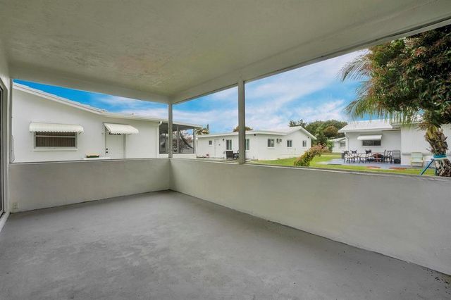 7005 NW 66th Ter, Tamarac, FL 33321