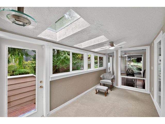 8674 Sw 168TH Ave, Beaverton, OR 97007