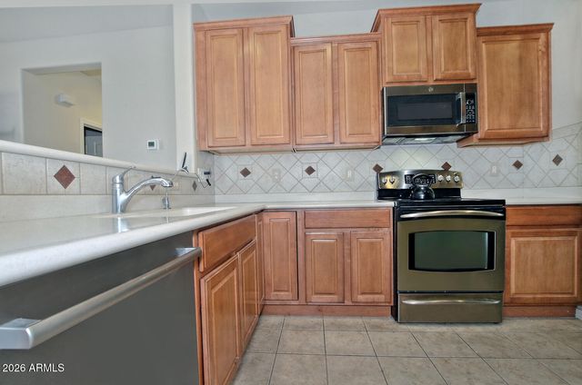 6606 W MOCKINGBIRD Court, Florence, AZ 85132