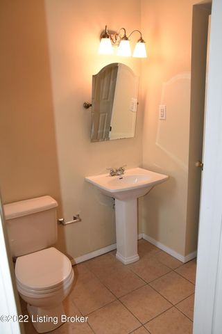 11408 Center Hill Ct, Louisville, KY 40241