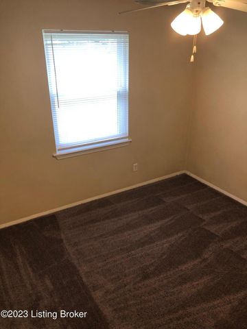 11408 Center Hill Ct, Louisville, KY 40241