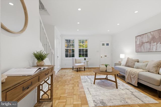 1415 S EDGEWOOD ST #458, Arlington, VA 22204