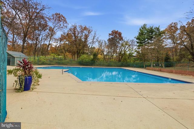 1415 S EDGEWOOD ST #458, Arlington, VA 22204