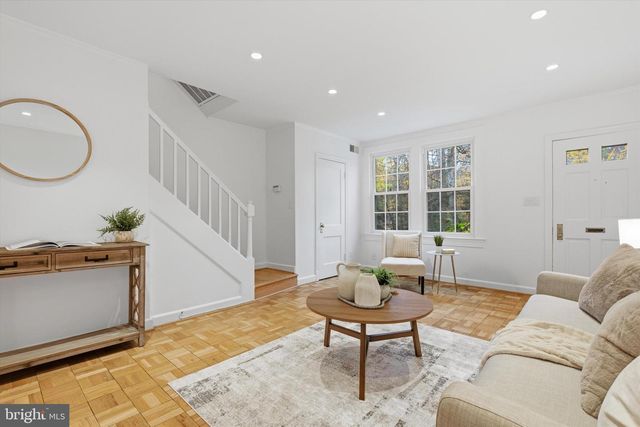 1415 S EDGEWOOD ST #458, Arlington, VA 22204