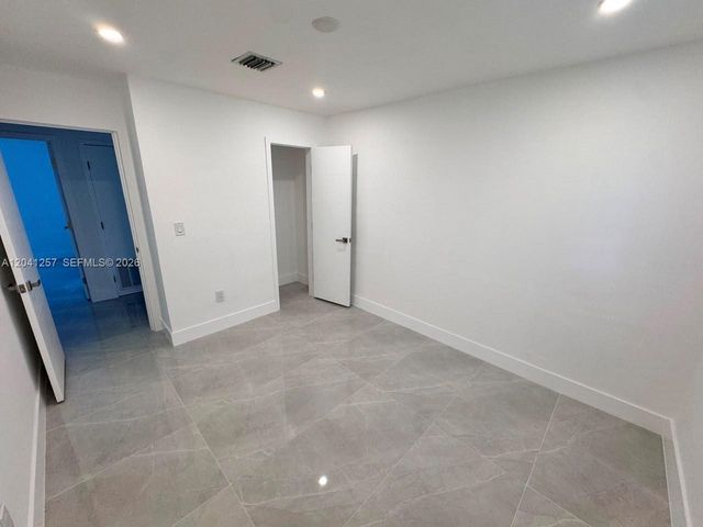 19700 NE 11th Place, Miami, FL 33179