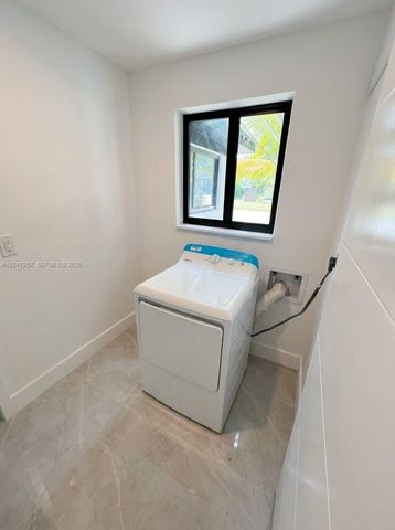 19700 NE 11th Place, Miami, FL 33179