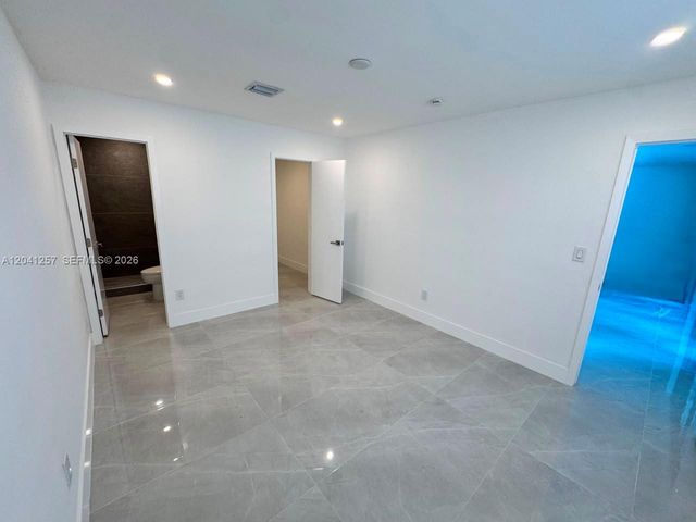 19700 NE 11th Place, Miami, FL 33179