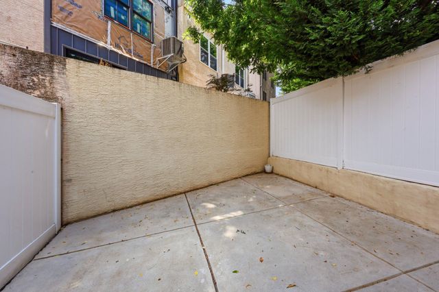 2508 CHRISTIAN ST, Philadelphia, PA 19146
