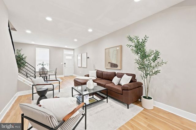 2508 CHRISTIAN ST, Philadelphia, PA 19146