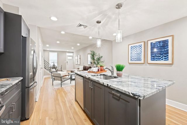 2508 CHRISTIAN ST, Philadelphia, PA 19146