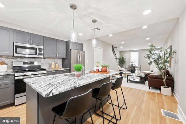 2508 CHRISTIAN ST, Philadelphia, PA 19146