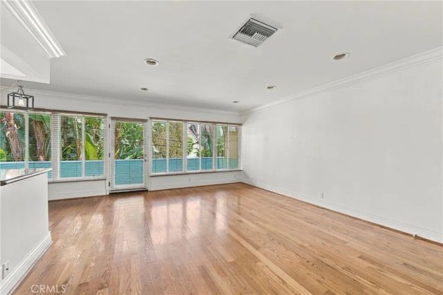 14934 Dickens Street 12A, Sherman Oaks, CA 91403