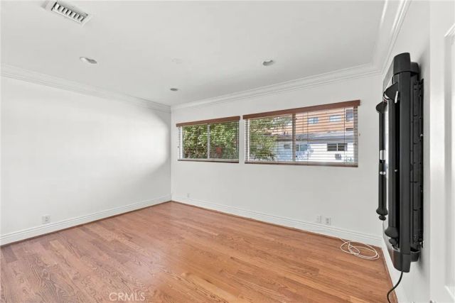 14934 Dickens Street 12A, Sherman Oaks, CA 91403