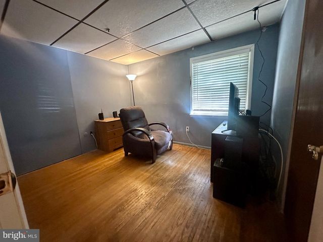 379 HARRISON AVE, West Berlin, NJ 08091