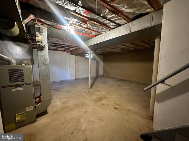 379 HARRISON AVE, West Berlin, NJ 08091