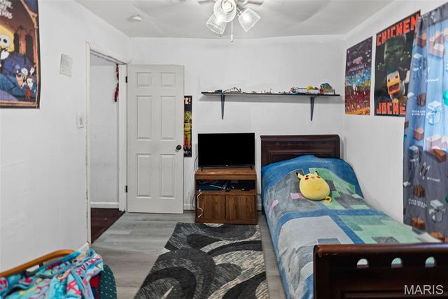 906 24th Street, Granite City, IL 62040