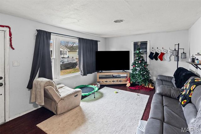 906 24th Street, Granite City, IL 62040