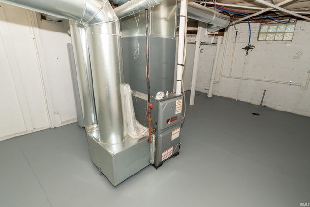 626 E Dubail Avenue, South Bend, IN 46613