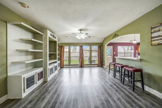 11610 Oak Lake Park Drive, Sugar Land, TX 77498