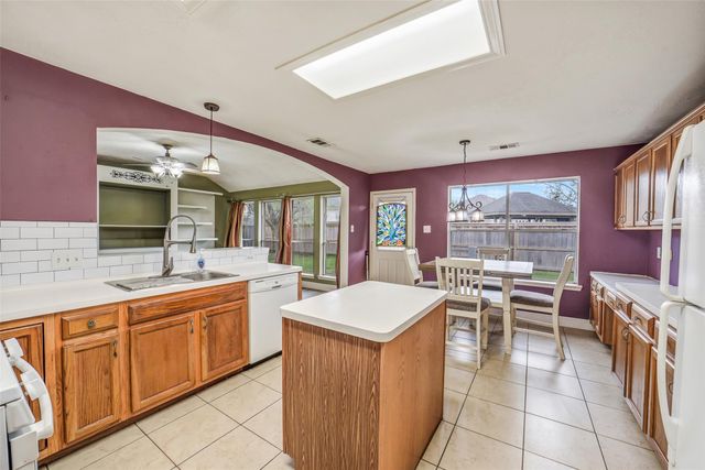 11610 Oak Lake Park Drive, Sugar Land, TX 77498