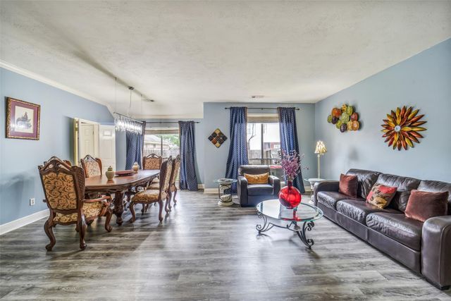 11610 Oak Lake Park Drive, Sugar Land, TX 77498