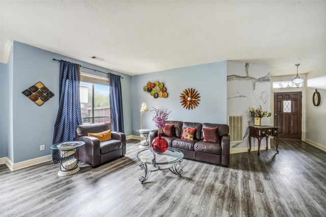 11610 Oak Lake Park Drive, Sugar Land, TX 77498