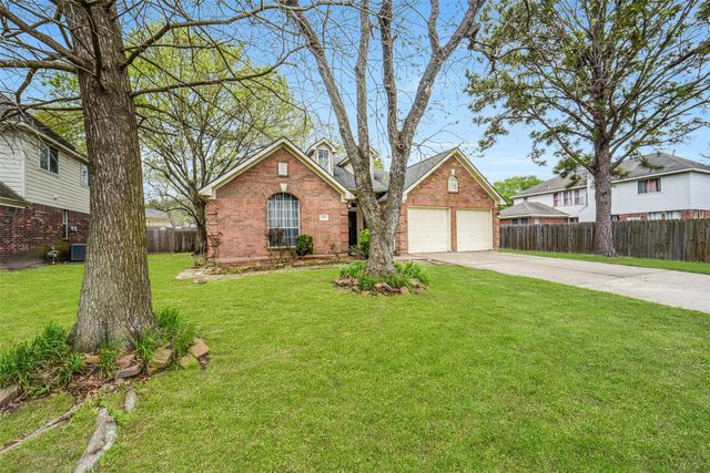 11610 Oak Lake Park Drive, Sugar Land, TX 77498