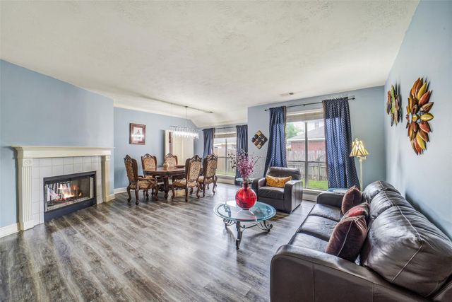 11610 Oak Lake Park Drive, Sugar Land, TX 77498