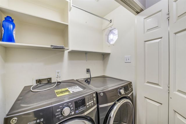 11610 Oak Lake Park Drive, Sugar Land, TX 77498