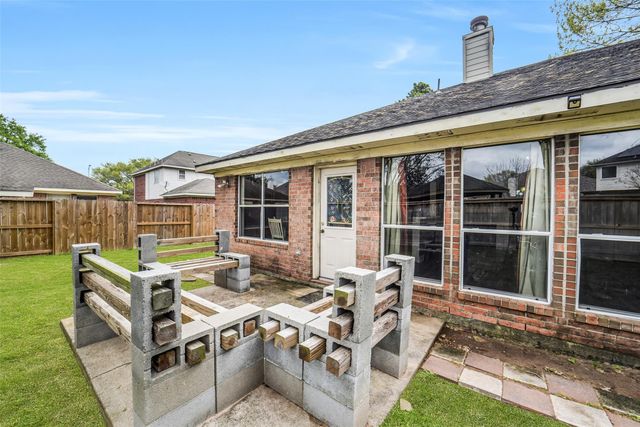 11610 Oak Lake Park Drive, Sugar Land, TX 77498