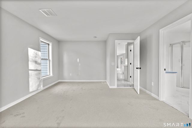 2 Greenwood Lane, Guilford, CT 06437