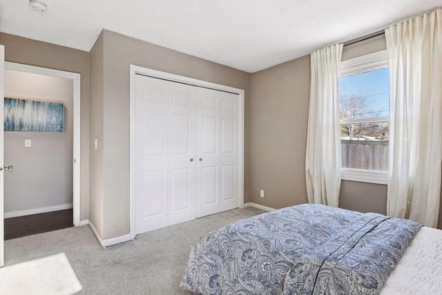 1504 Traymore Road, Hopkins, MN 55305