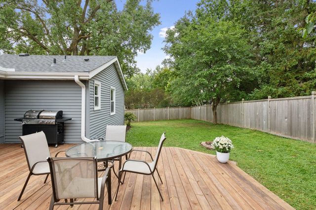 1504 Traymore Road, Hopkins, MN 55305