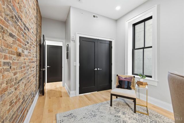 131 W Fifteenth Street, Cincinnati, OH 45202